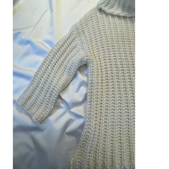 Venus Sweater Cream Sweater - Size‎ XL - Picture 3 of 10